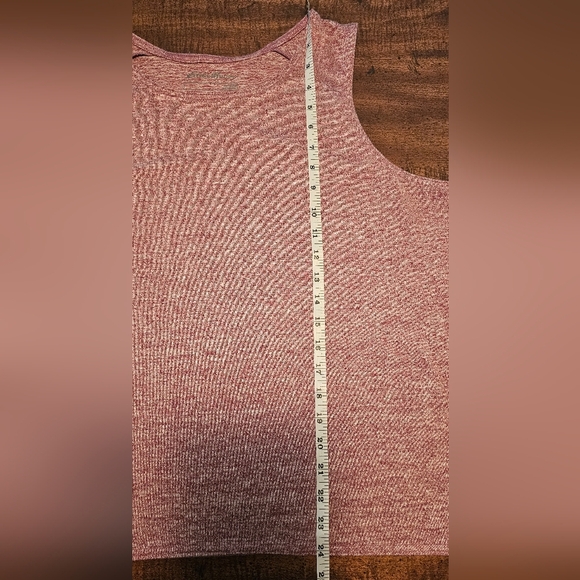 Eddie Bauer Women's Red/White Tight Knit Tank Top Size 2XL - Picture 11 of 12